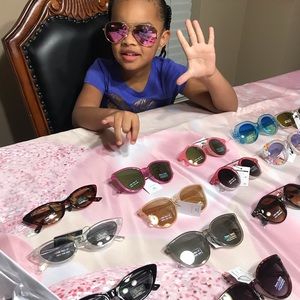 Girls Sunglasses! Fashionable shades for the lil divas